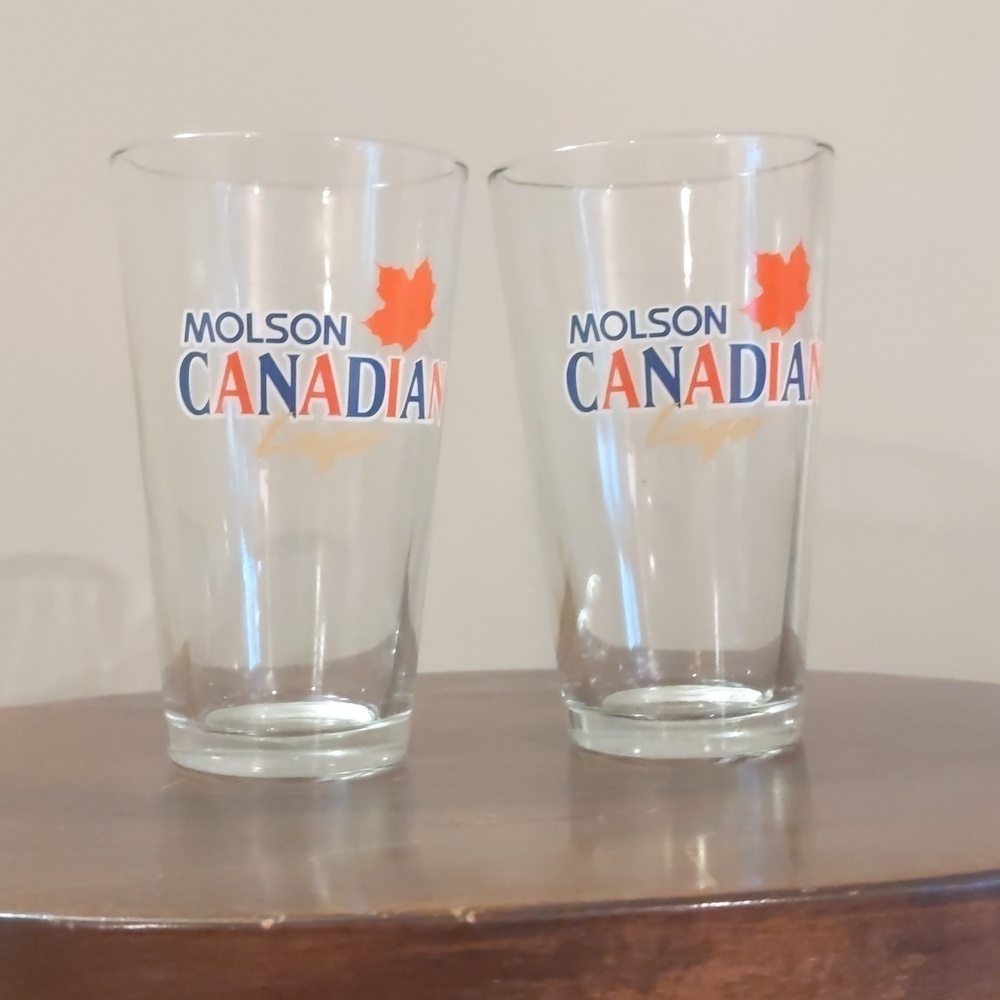 Molson Canadian beer lager pint glasses,set of 2
